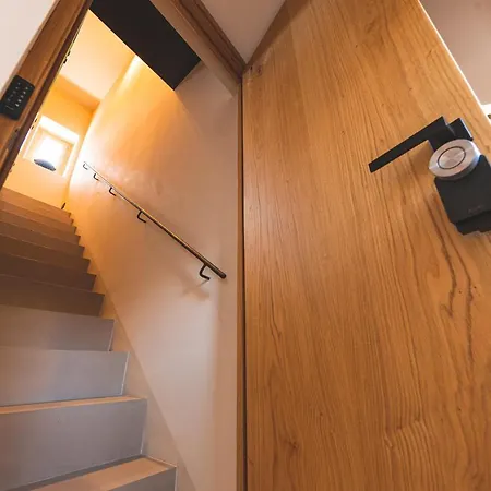 Triskelis Luxury 46